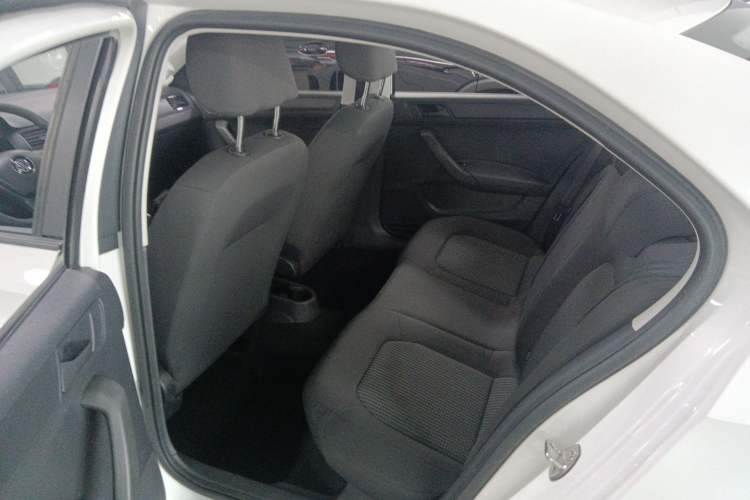 Used Volkswagen Santana 2016 1.4L Manual Fashion Edition