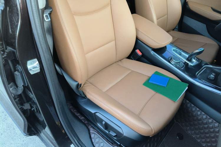 Used BMW X3 2014 xDrive28i Leading Model