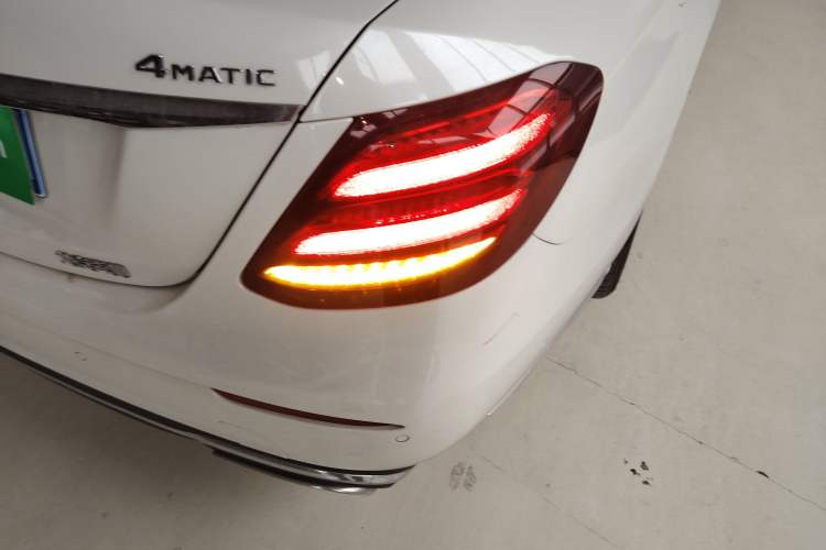 Used Mercedes-Benz E-Class 2017 E 200 L 4MATIC Exterior 3