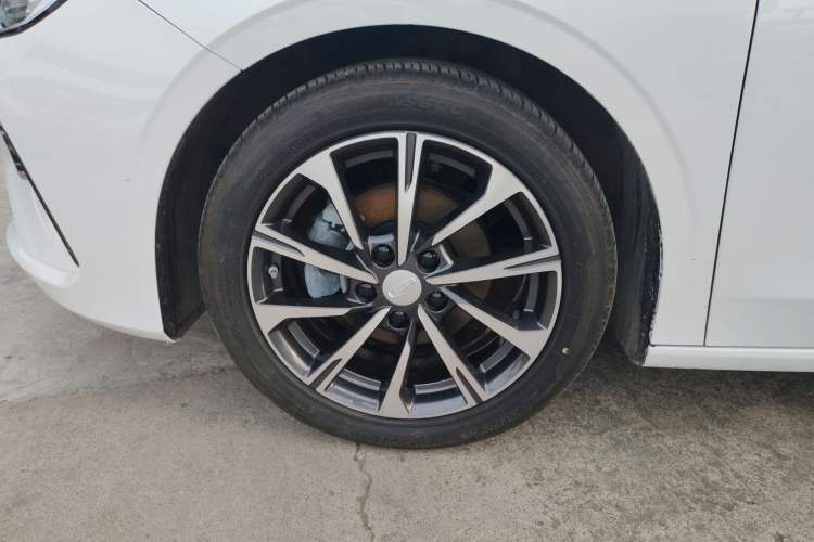 Used Geely Auto Emgrand 2025 4th Generation 1.5L CVT Luxury Version