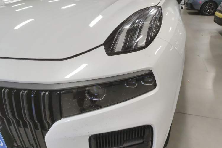 Used Lynk & Co 09 2021 2.0T Halo Six-Seater