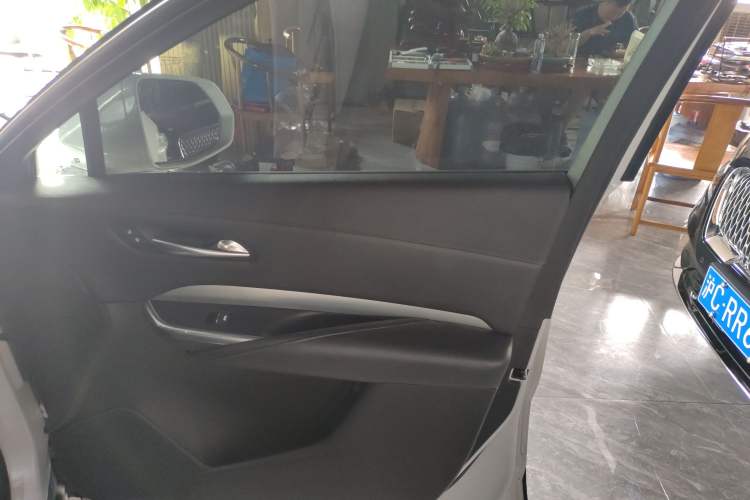 Used Cadillac XT4 2018 28T Two-Wheel Drive Leading Version