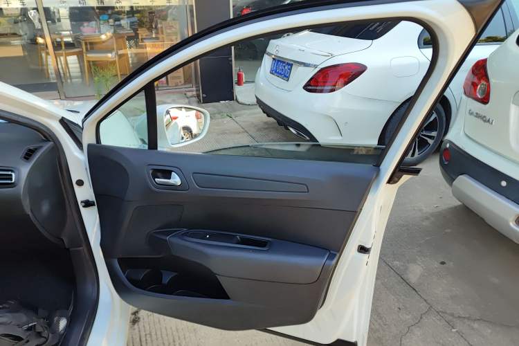 Used Citroen C4 Sega 2016 1.6L Automatic Comfort Model
