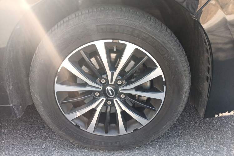 Used GAC Trumpchi M8 2021 Lingxiu Series 390T Deluxe Edition Right Front Wheel Hub