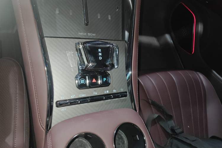 Used Denza Z9GT 2024 1100 Four-Wheel Drive Ultra Version
