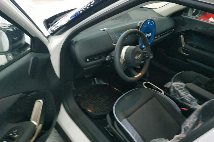 Used MINI Electric MINI ACEMAN 2024 E Grand Player