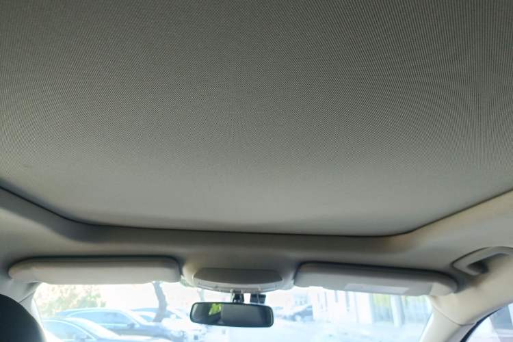 Used Lincoln MKC 2017 2.0T Two-Wheel-Drive Luxury Edition
