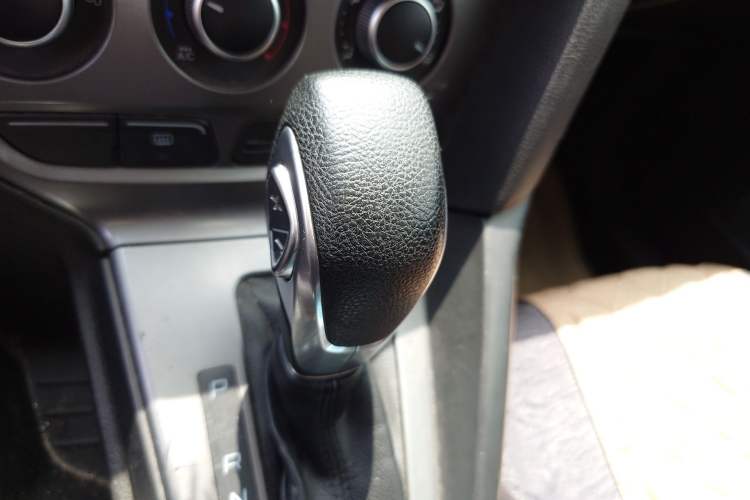 Used Ford Focus 2012 Hatchback 1.6L Automatic Fashion Edition
