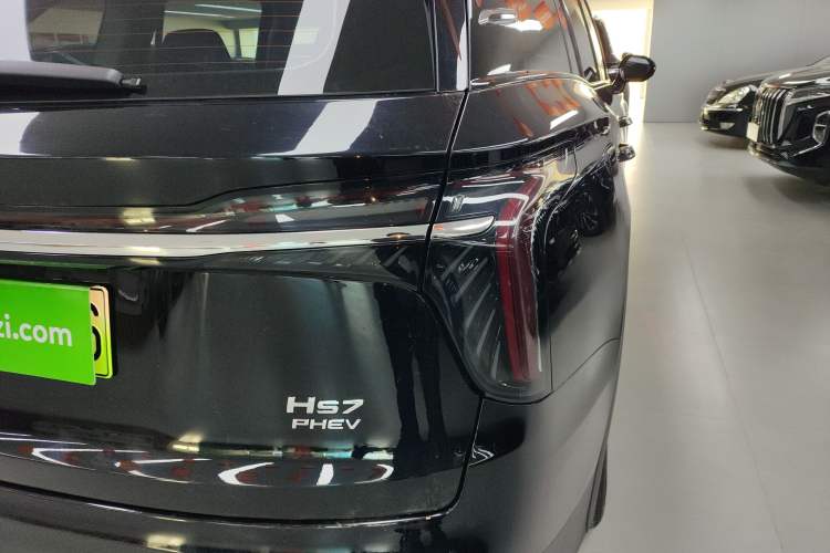 Used Hongqi HS7 PHEV 2024 2.0T PHEV Four-Wheel Drive Flagship Edition 6 Seats