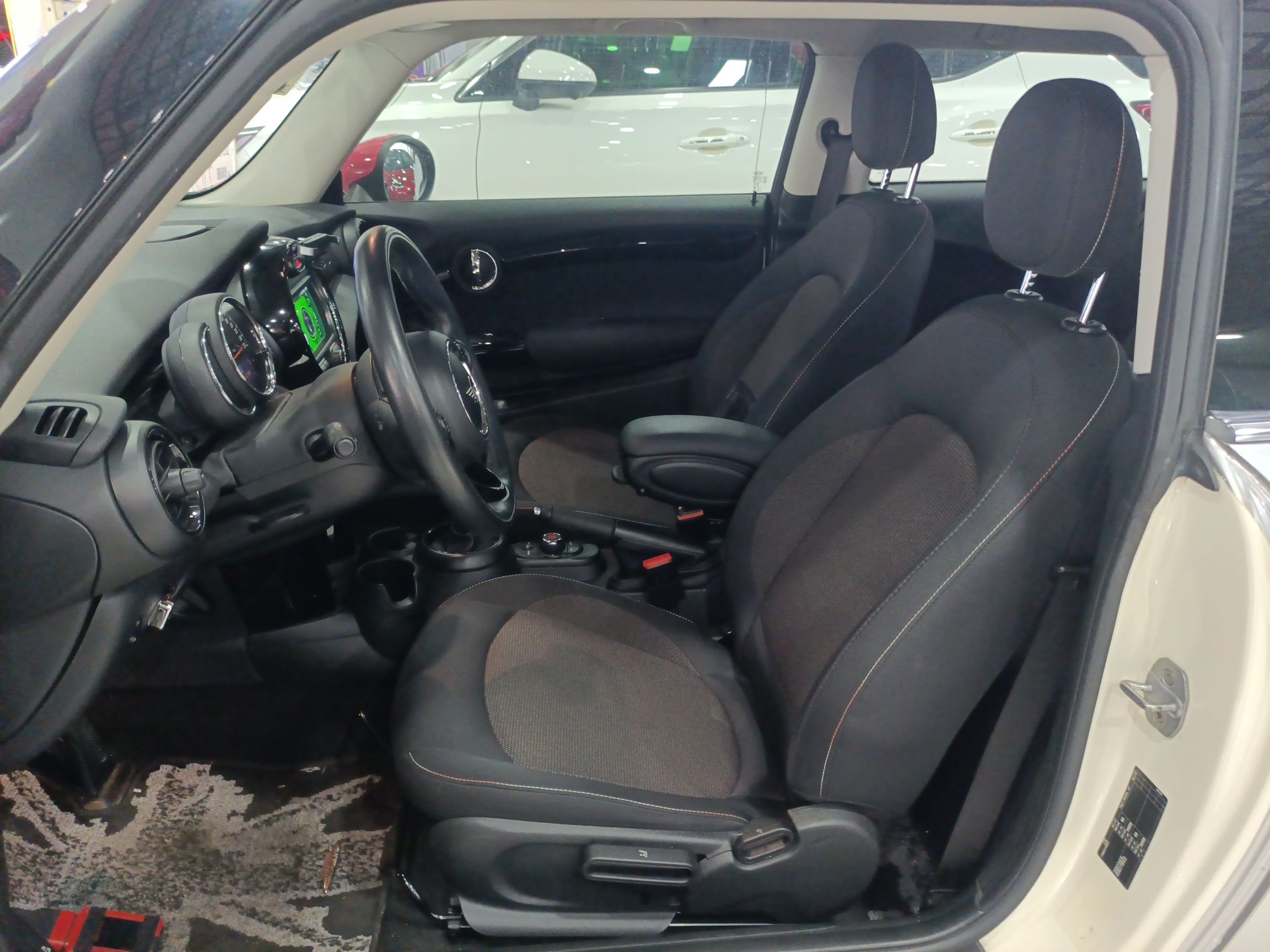 Interior delantero