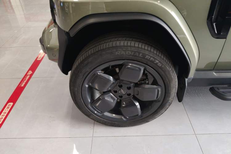 Used iCAR V23 2025 501 Four-Wheel Drive Intelligent Driving Version Left Front Wheel Hub