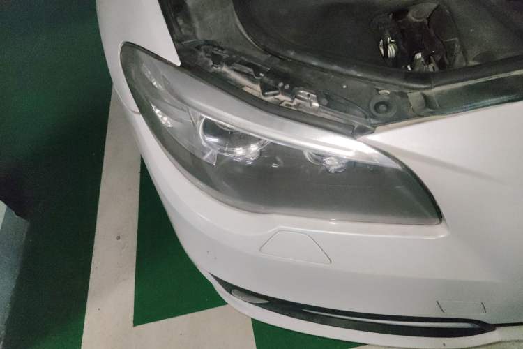 Used BMW 5 Series 2014 528Li Leading Model Right Front Headlight