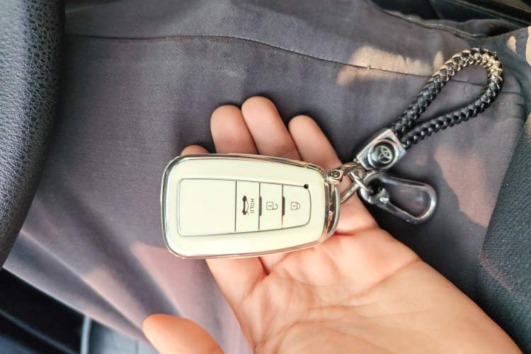 Used Toyota Corolla 2022 Dual-Motor 1.8L E-CVT Pioneer Edition