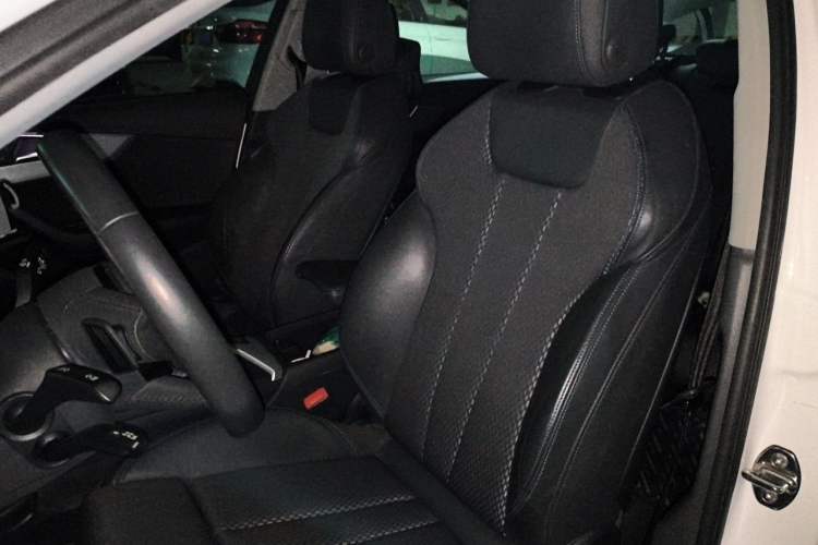 Used Audi A4L 2018 30th Anniversary Edition 40 TFSI Sport Edition Left Front Seat