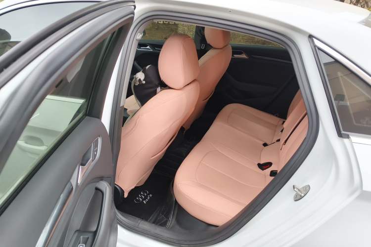 Used Audi A3 2020 Limousine 35 TFSI Fashion Edition China VI Emission Standard Left Rear Seat