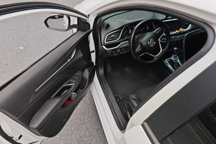 Used Buick GT 2017 15N Automatic Deluxe Edition
