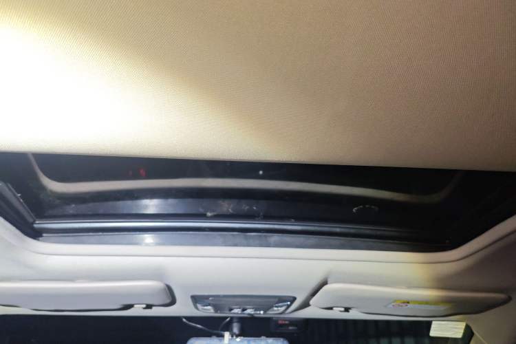 Used Honda Vezel 2019 1.5L CVT Luxury Model China VI
