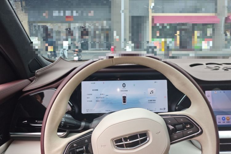 Used Geely Auto Monjaro L 2024 2.0TD High-Power Automatic Two-Wheel Drive Yunqi Version
