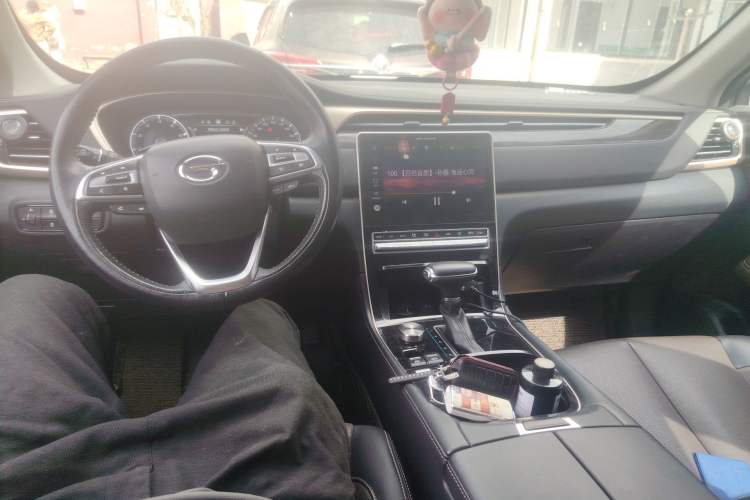 Used GAC Trumpchi GS5 2019 270T Automatic Luxury Edition Center Console