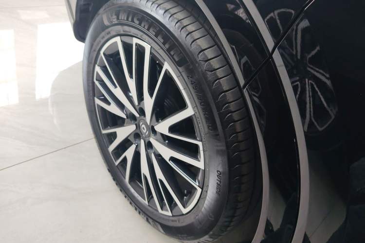 Used CHANGAN NEVO Q07 2025 215 Flagship PLUS Right Rear Wheel Hub