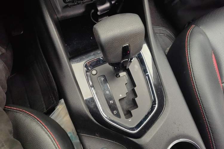 Used Soueast DX3 2016 1.5T CVT Prestige Edition
