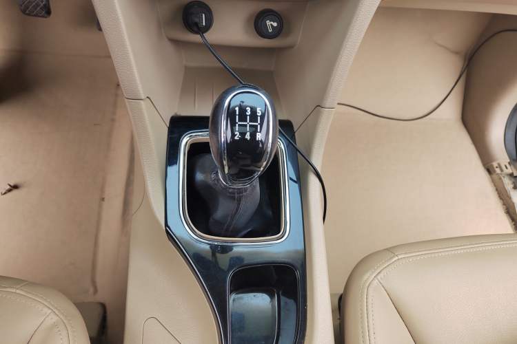 Used Baojun 730 2016 1.5L Manual Luxury Edition 7 Seats