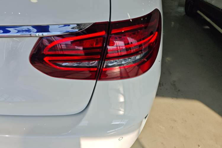 Used Mercedes-Benz C-Class (Import) 2020 C 200 station wagon
