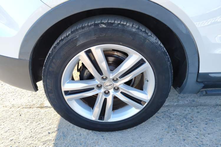 Used Zotye T700 2017 1.8T Dual-Clutch Prestige Model
