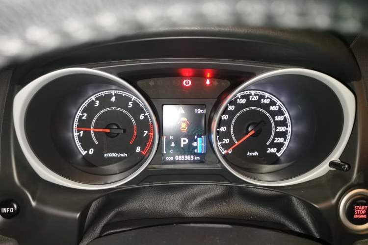 Used Mitsubishi ASX 2016 2.0L CVT Two-Wheel Drive Navigation Edition Instrument Cluster