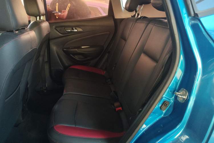 Used CHANGAN CS15 2016 1.5L Automatic Luxury Edition