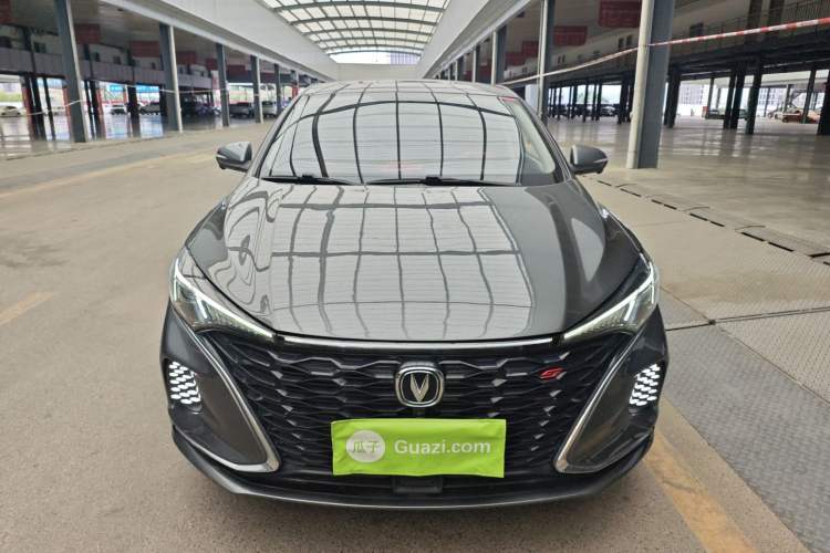 Used CHANGAN Eado 2021 PLUS Blue Whale NE 1.4T GDI DCT Flagship Model Front