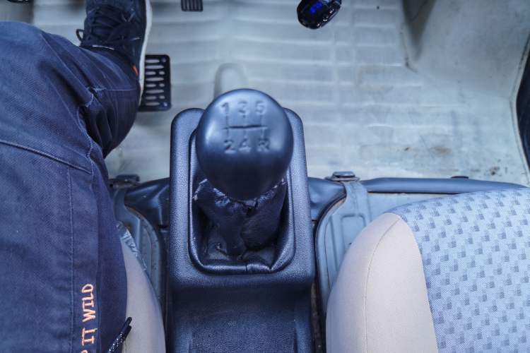 Used Wuling Zhiguang 2015 1.2L Practical LS-I Model