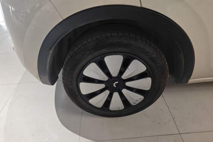 Used Wuling Bingo 2023 333 km Lingxi Connected+ Version