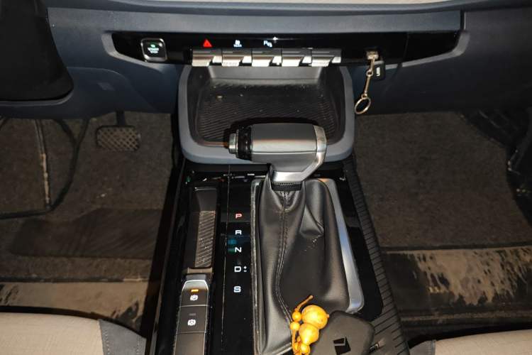 Used Baojun RM-5 2019 1.5T CVT 24-Hour Online Luxury Version 6 Seats