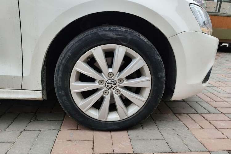 Used Volkswagen Sagitar 2014 Revised Version 1.4TSI Automatic Luxury Edition
