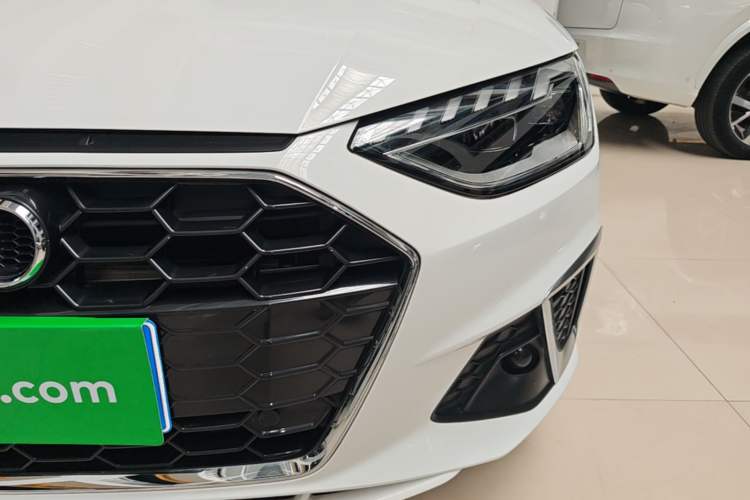 Used Audi A4L 2020 40 TFSI Luxury Dynamic Model
