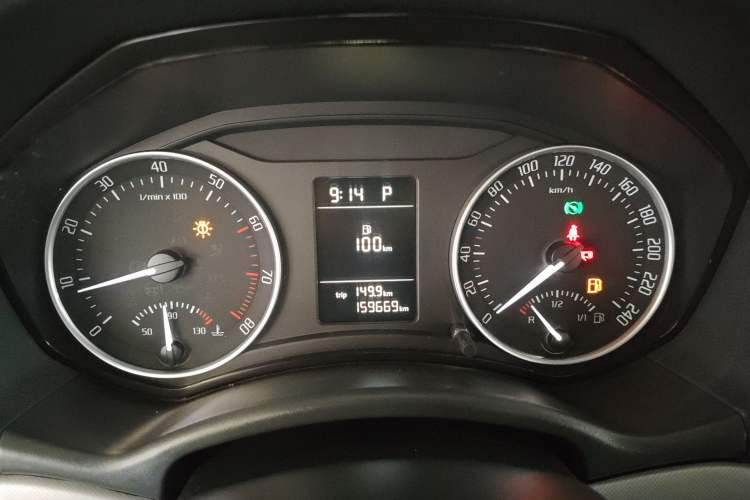 Used Skoda Octavia 2014 1.6L Automatic Yijie Edition Instrument Cluster