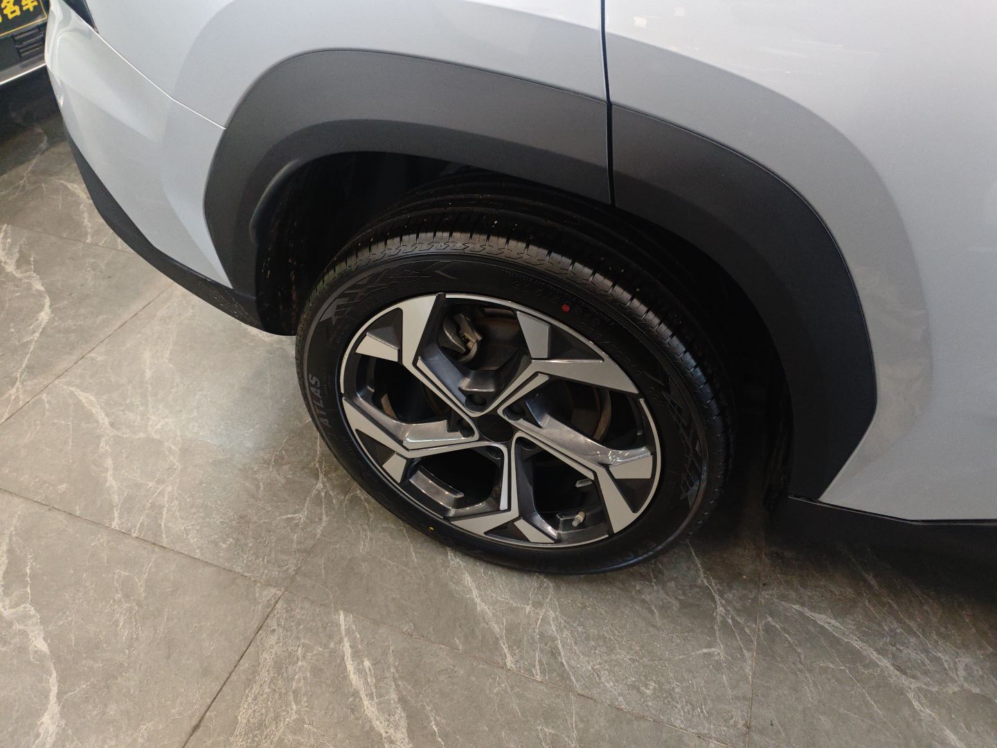 Geely Auto FX11 2023 1.5TD DCT Glory Edition — снимка 11