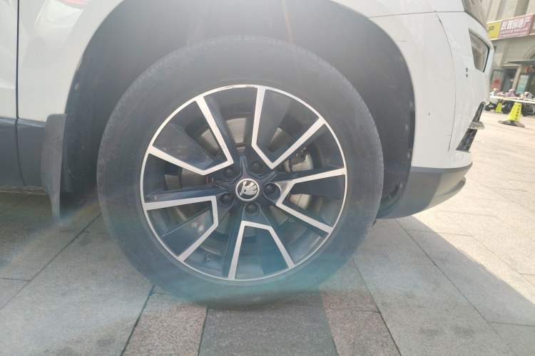 Used Skoda Karoq 2020 TSI280 Smart Drive Technology Edition China VI Right Front Wheel Hub