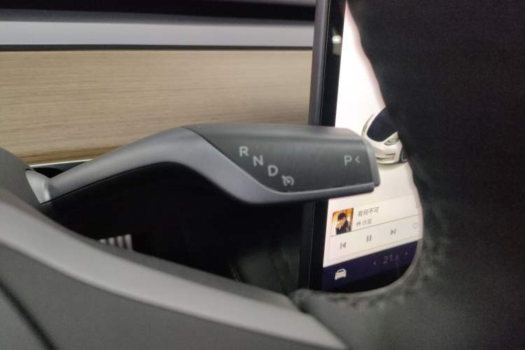 Used Tesla Model 3 2021 Performance High-Performance All-Wheel-Drive Version Gear Lever