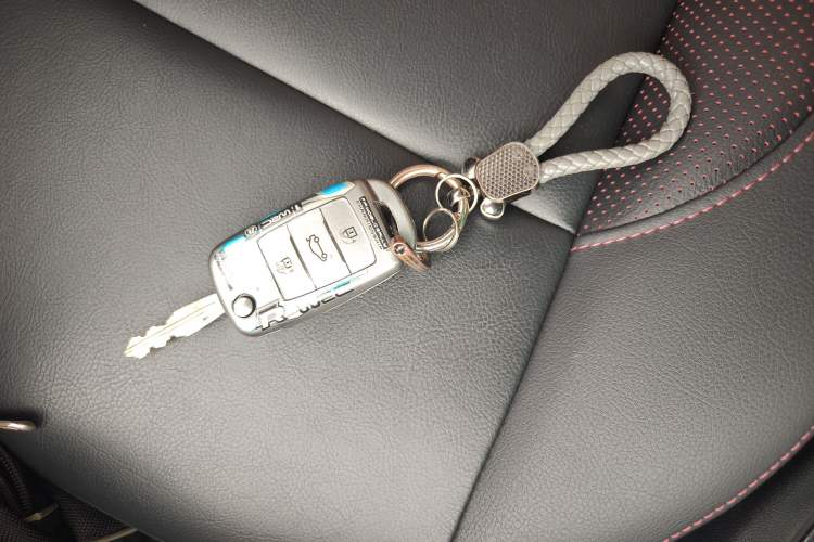 Used CHANGAN CS35 2016 1.6L Manual Luxury Model China V Standard Vehicle Key