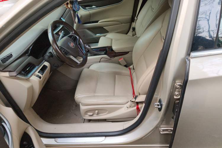 Used Cadillac XTS 2015 28T Comfort Model Driver Seat