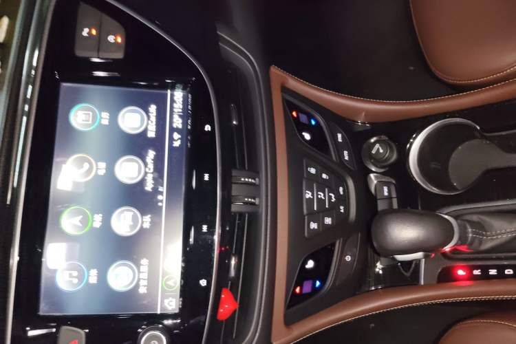 Used Buick Envision 2020 28T Four-Wheel Drive Elite Version Audio And AC Panel