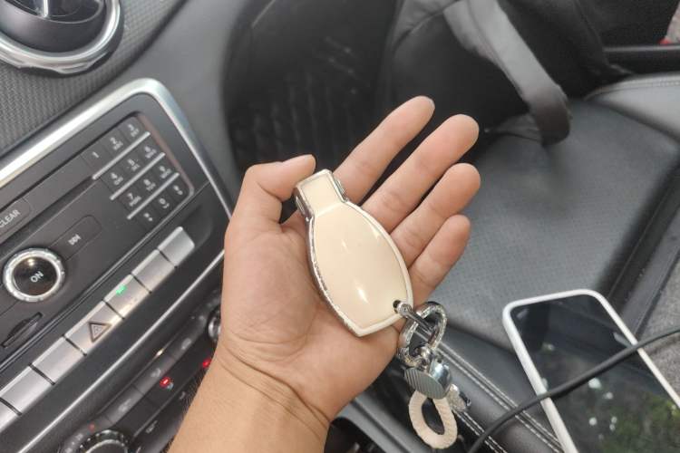 Used Mercedes-Benz GLA 2017 GLA 200 Sport Edition Vehicle Key