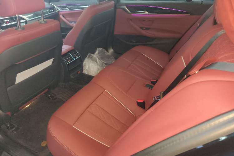 Used BMW 5 Series 2022 Second Facelift 525Li M Sport Package
