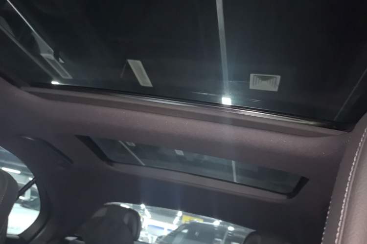 Used Mercedes-Benz C-Class New Energy 2024 Facelift C 350 eL Headliner