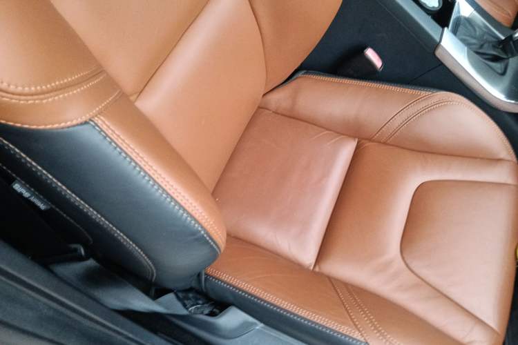 Used Volvo V60 2015 T5 Zhiya Edition