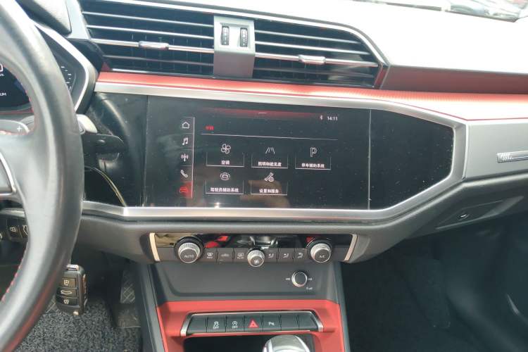 Used Audi Q3 2019 35 TFSI Advanced Dynamic Edition
