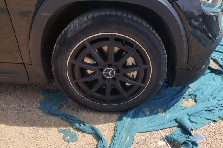 Used Mercedes-Benz GLB AMG 2022 AMG GLB 35 4MATIC Right Front Wheel Hub