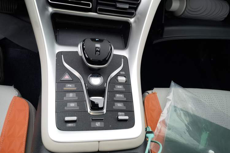 Used BYD Song Pro New Energy 2023 Champion Edition DM-i 110KM Beyond Model Gear Lever